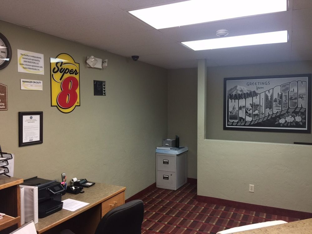 Hotel Super 8 By Wyndham Union Gap Yakima Area Extérieur photo